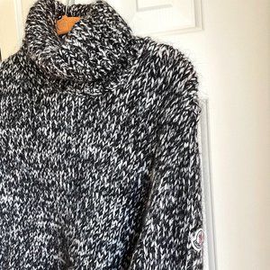 Moncler Turtleneck sweater